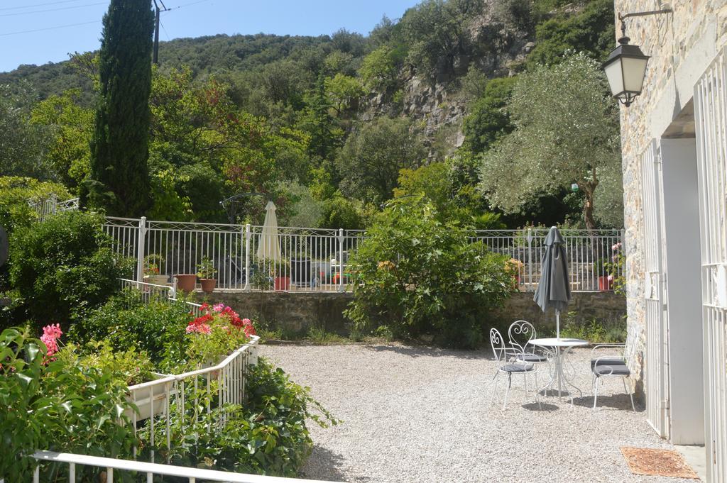 Domaine De La Carriere Bed and Breakfast Sumène Buitenkant foto