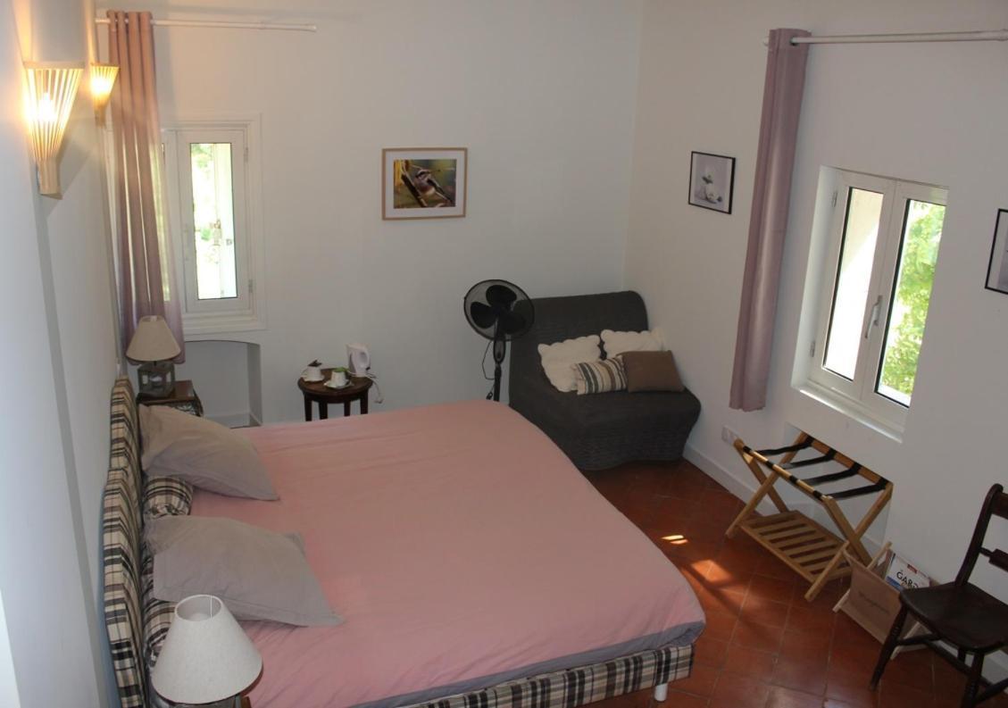 Domaine De La Carriere Bed and Breakfast Sumène Buitenkant foto